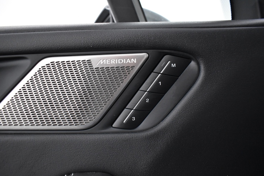 Jaguar I-PACE vaihtoauto