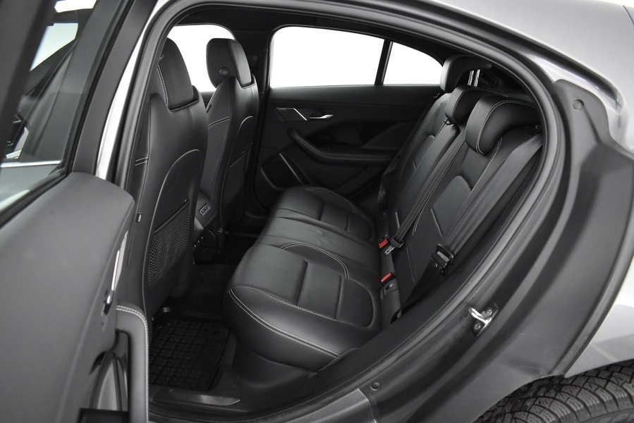 Jaguar I-PACE vaihtoauto