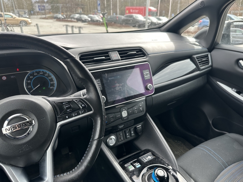 Nissan Leaf vaihtoauto