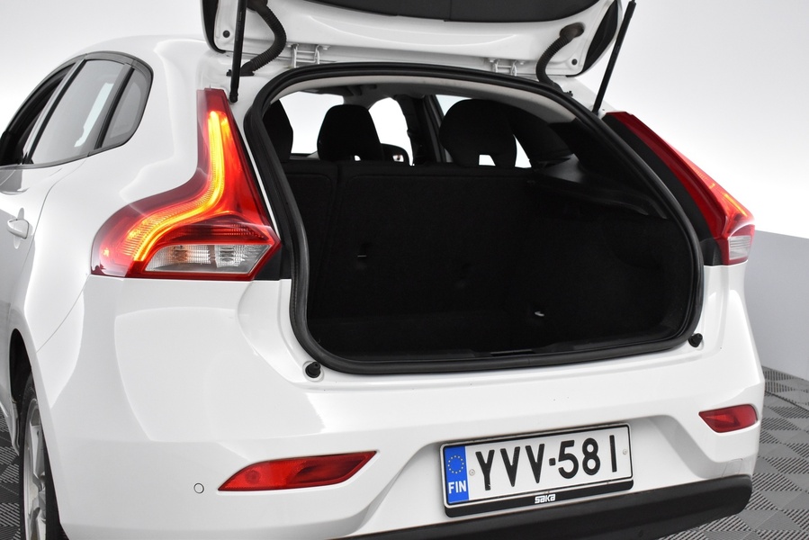 Volvo V40 vaihtoauto