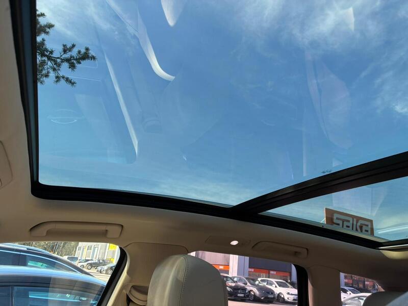 Volkswagen Touareg vaihtoauto