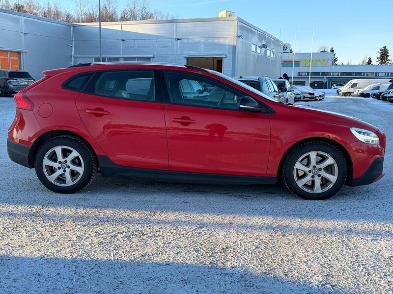 Volvo V40 Cross Country vaihtoauto