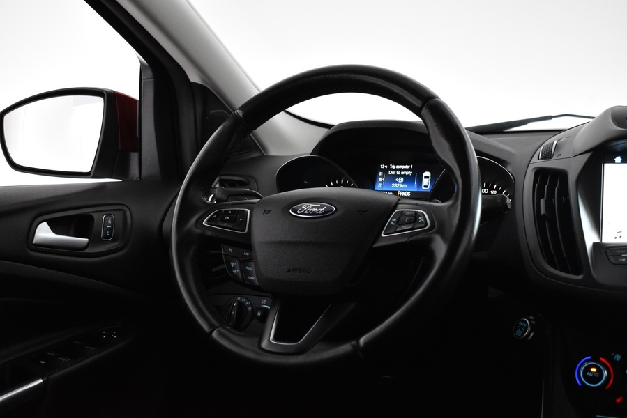 Ford Kuga vaihtoauto