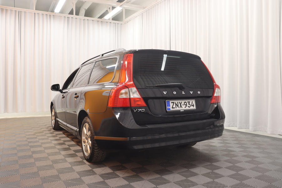 Volvo V70 vaihtoauto