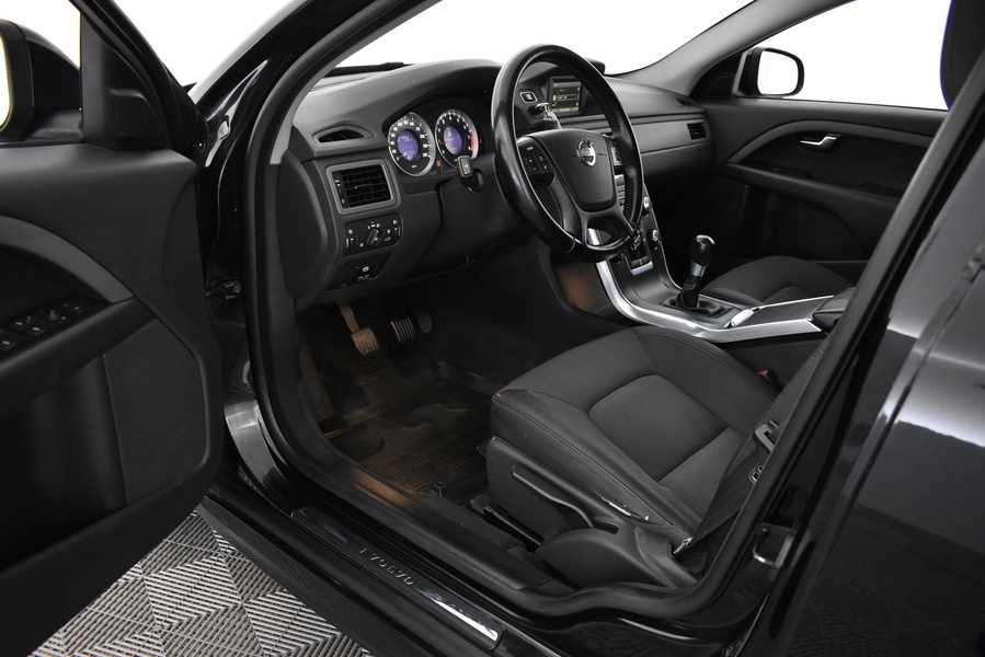 Volvo V70 vaihtoauto