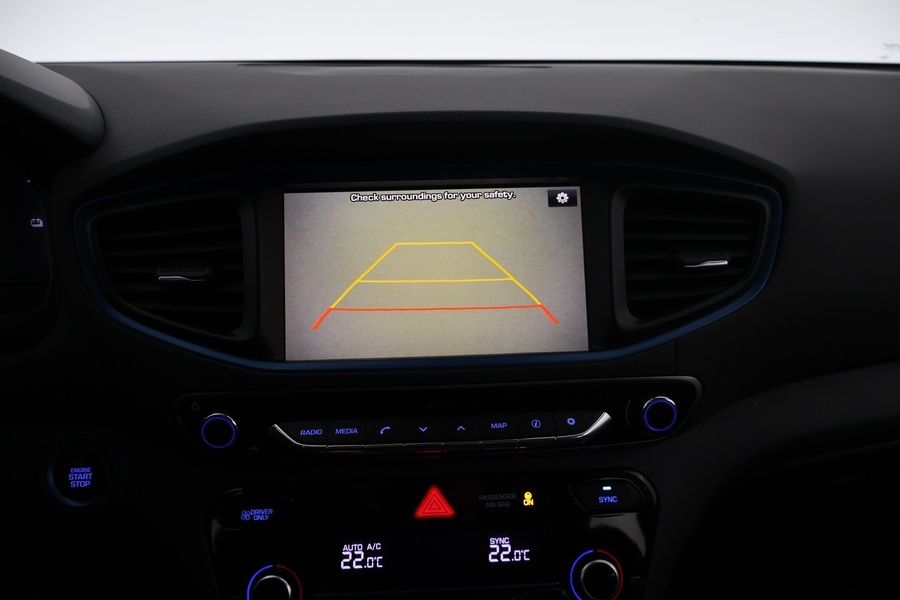 Hyundai IONIQ hybrid vaihtoauto