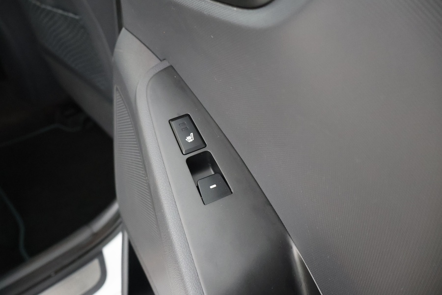 Hyundai IONIQ hybrid vaihtoauto