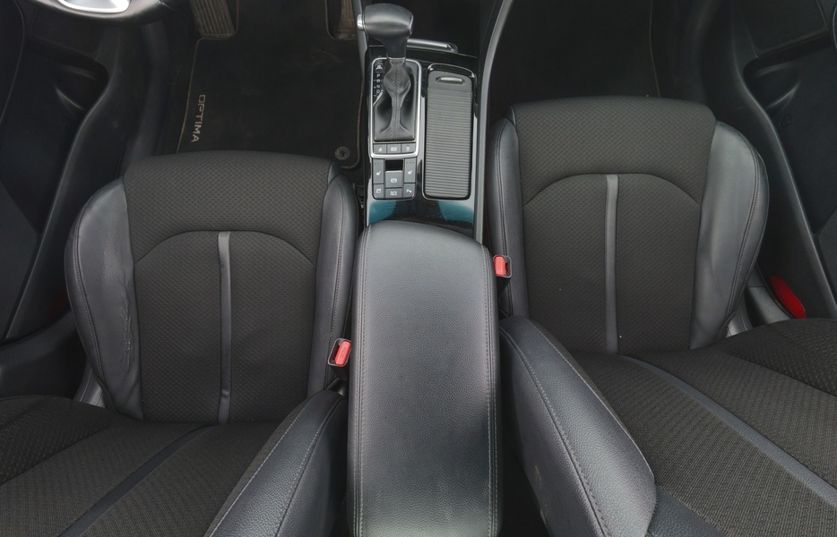 Kia Optima vaihtoauto