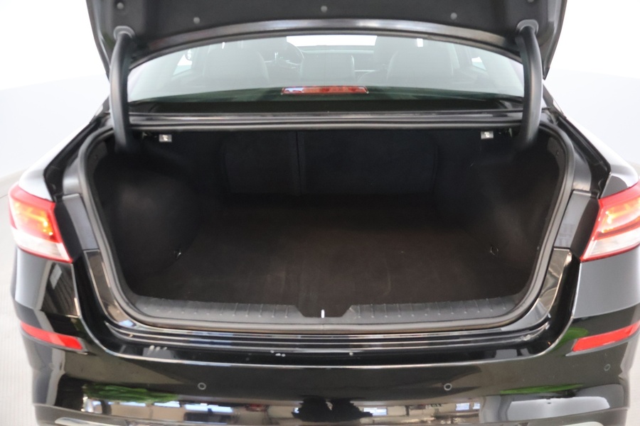 Kia Optima vaihtoauto