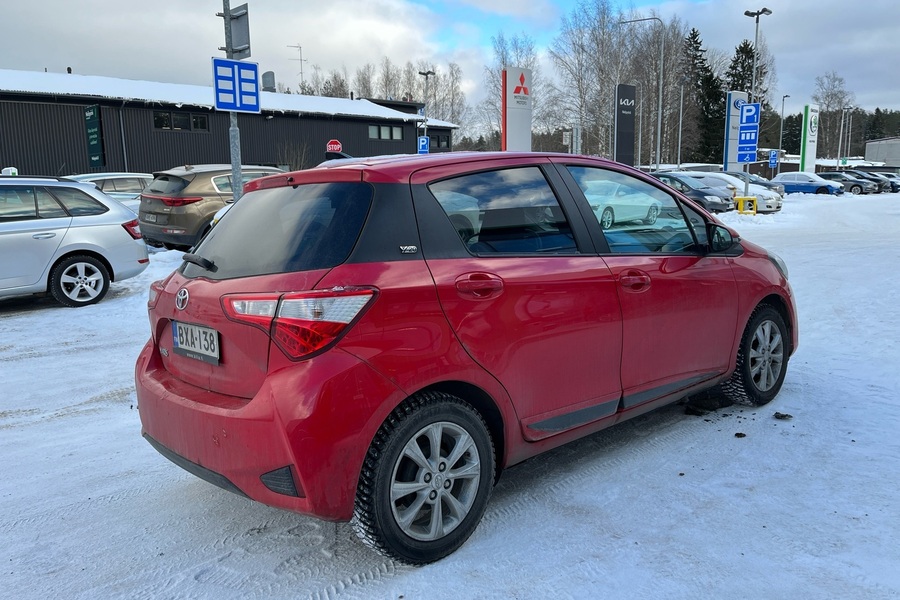 Toyota Yaris vaihtoauto