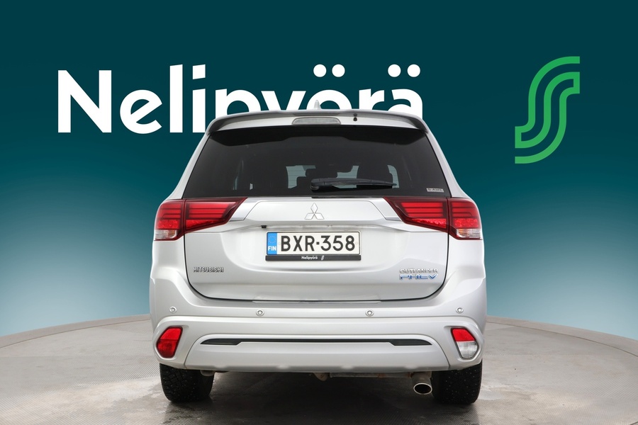 Mitsubishi Outlander PHEV vaihtoauto