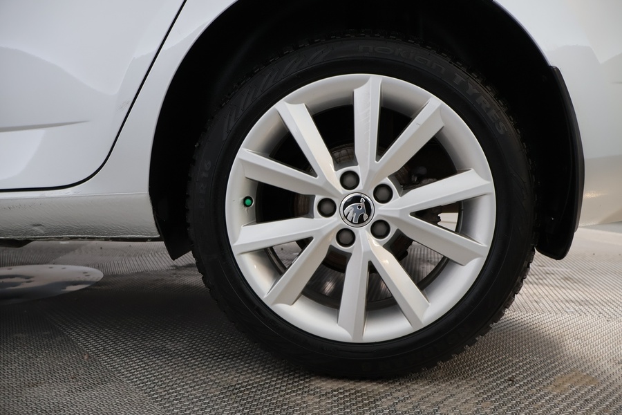 Skoda Fabia vaihtoauto