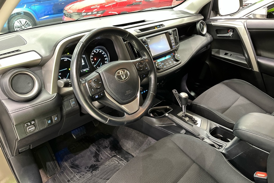 Toyota RAV4 vaihtoauto