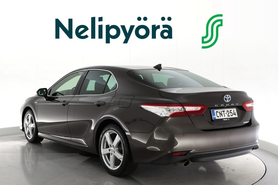 Toyota Camry vaihtoauto