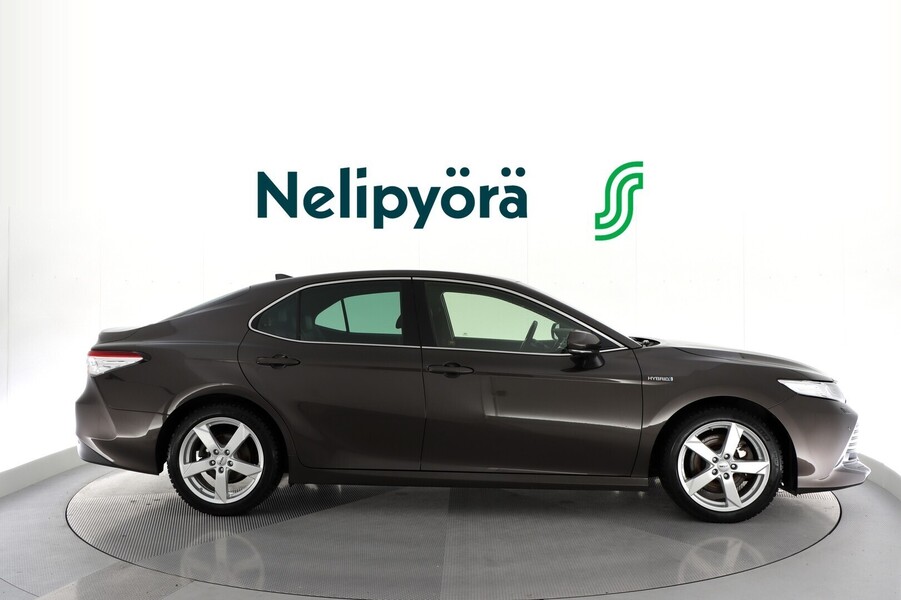 Toyota Camry vaihtoauto