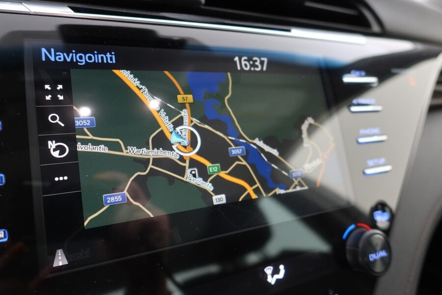 Toyota Camry vaihtoauto