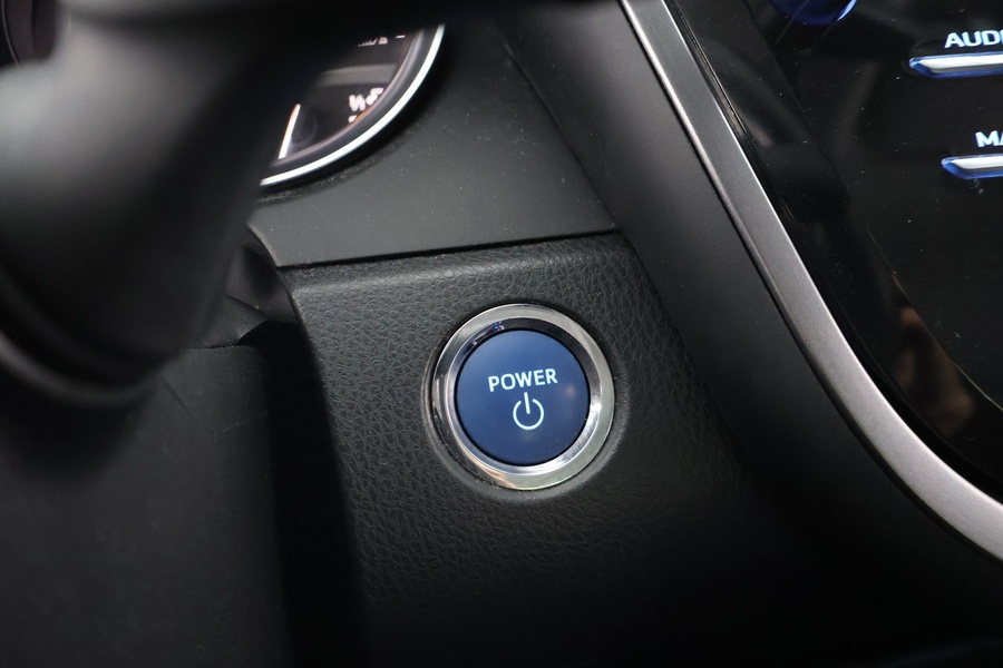 Toyota Camry vaihtoauto