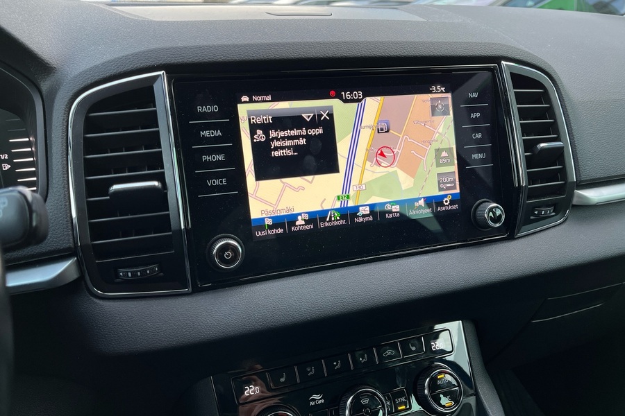 Skoda Karoq vaihtoauto