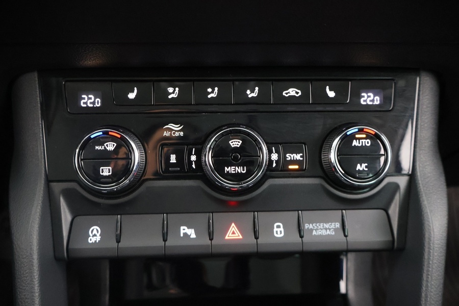 Skoda Karoq vaihtoauto