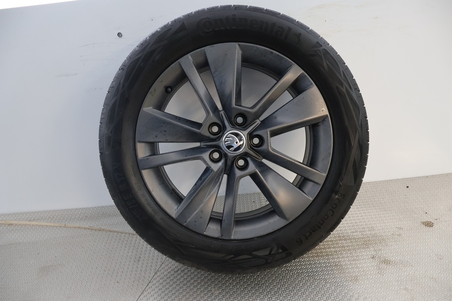 Skoda Karoq vaihtoauto