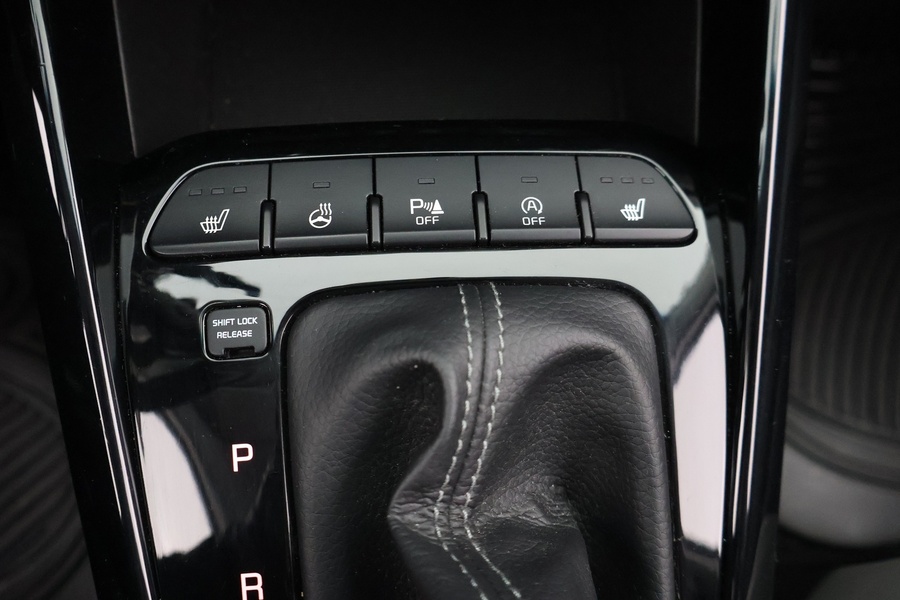 Kia Stonic vaihtoauto