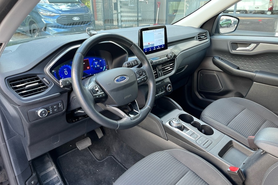 Ford Kuga vaihtoauto