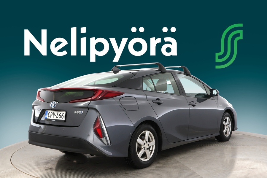 Toyota Prius Plug-in vaihtoauto