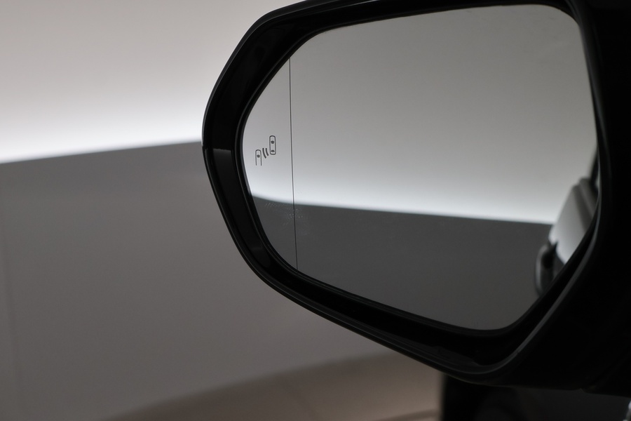 Toyota Prius Plug-in vaihtoauto