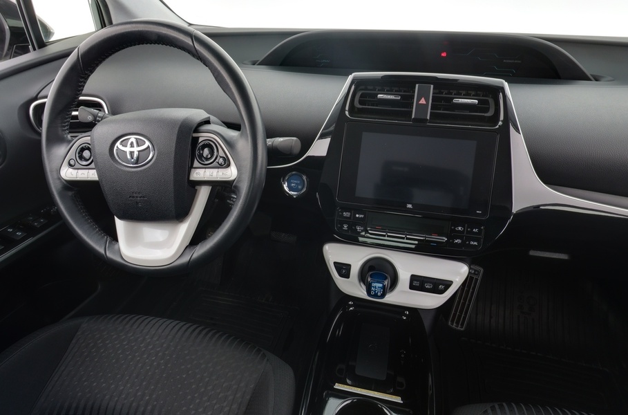 Toyota Prius Plug-in vaihtoauto