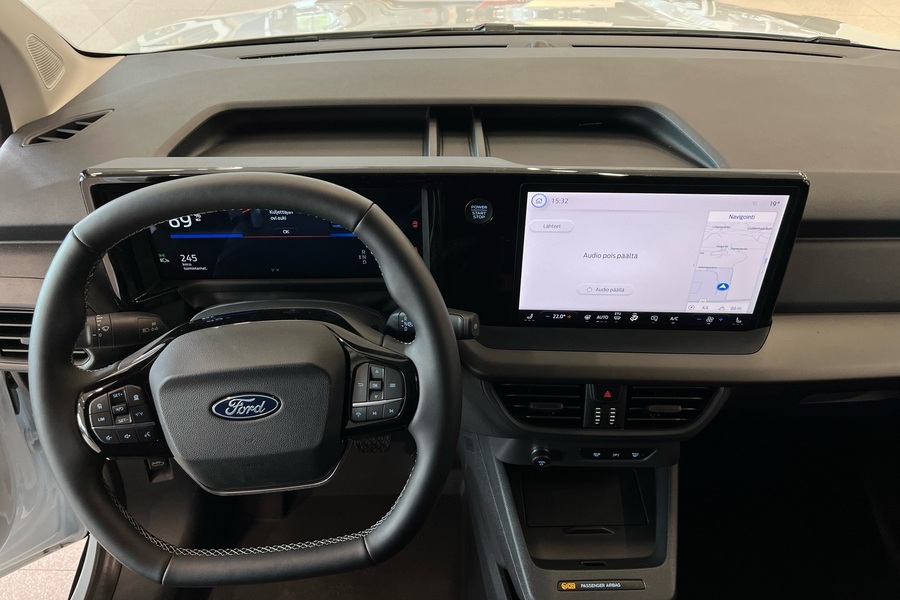 Ford Transit Courier vaihtoauto