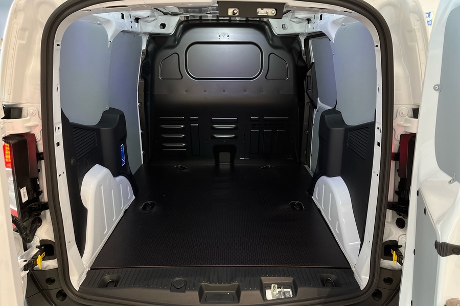 Ford Transit Courier vaihtoauto