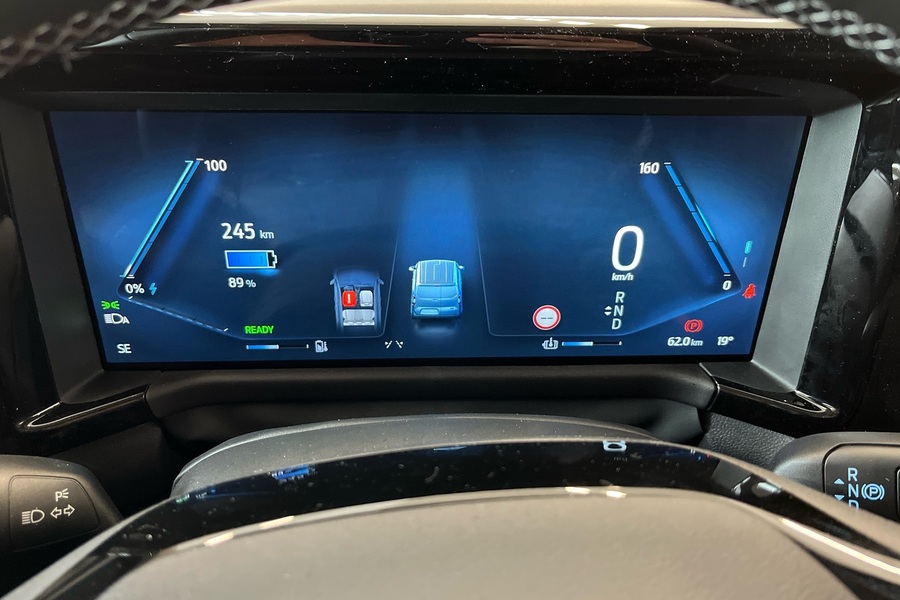 Ford Transit Courier vaihtoauto