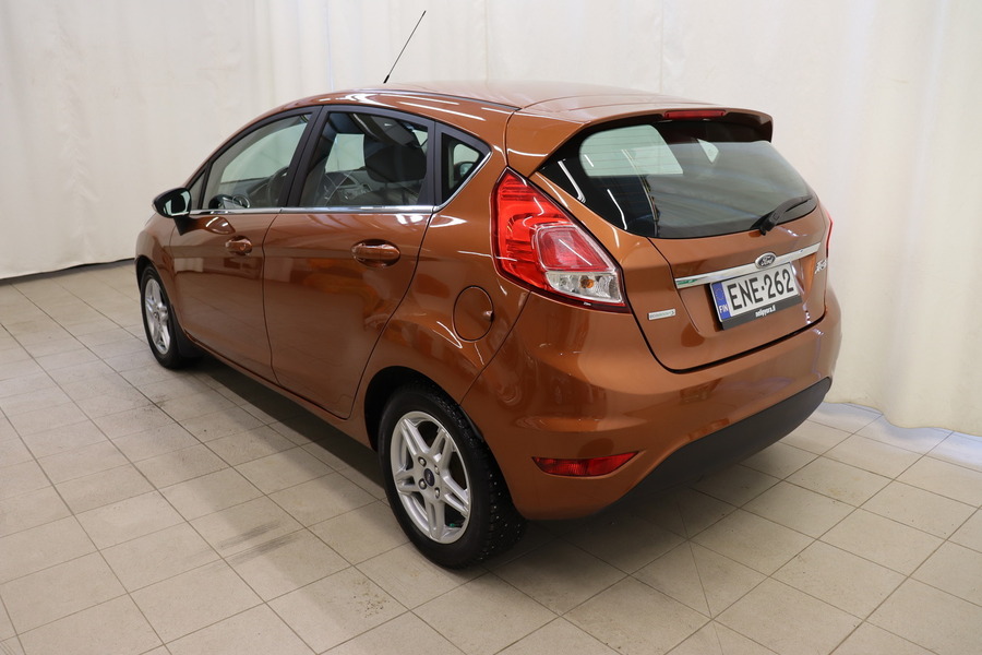 Ford Fiesta vaihtoauto