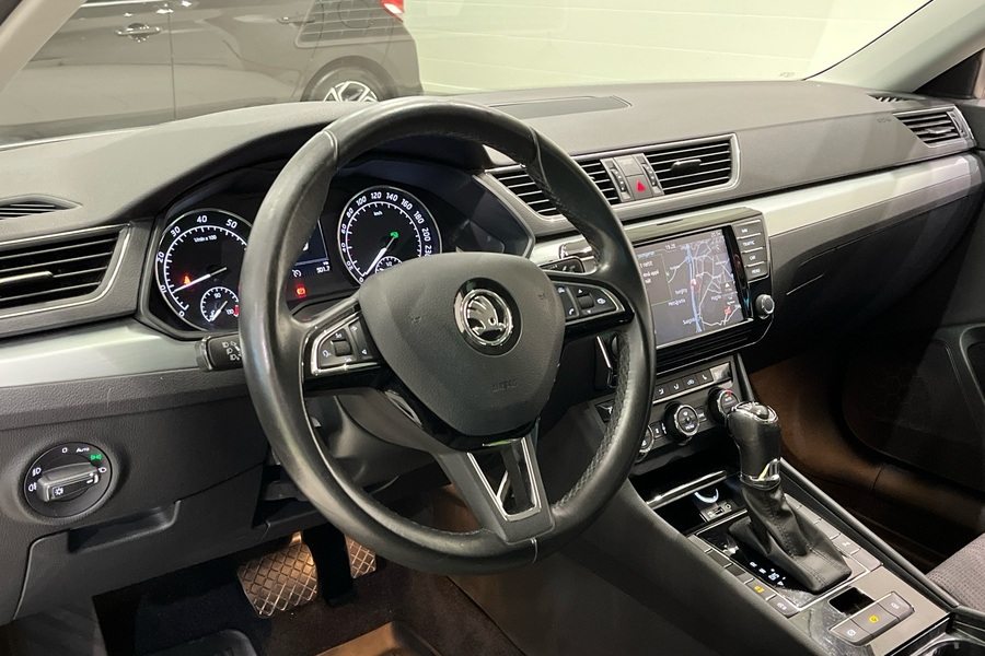 Skoda Superb vaihtoauto