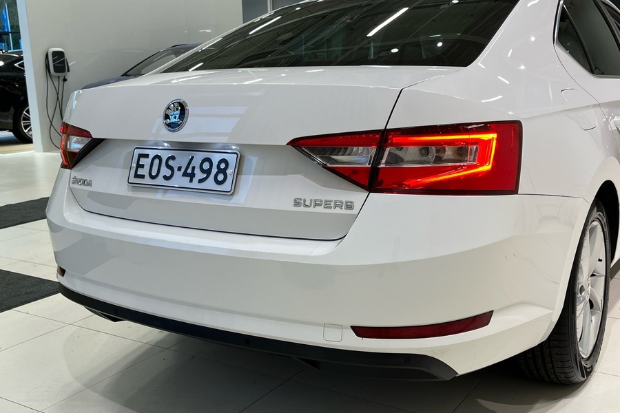 Skoda Superb vaihtoauto