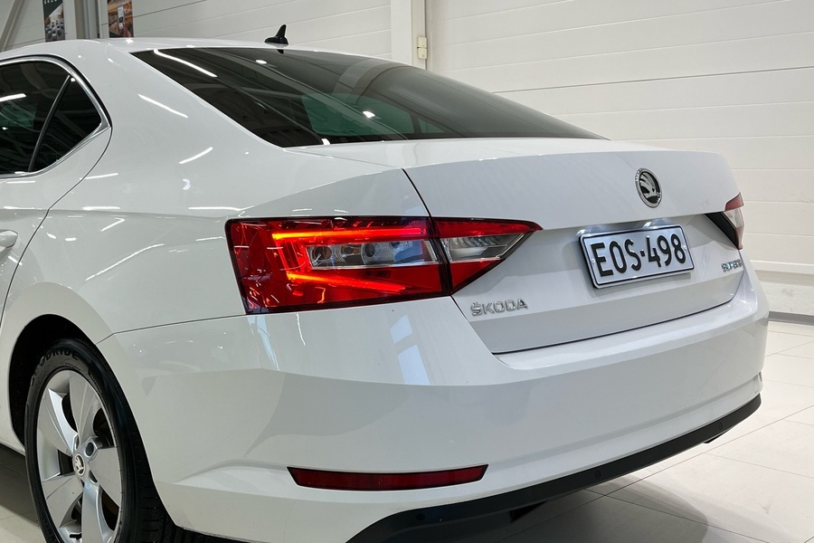 Skoda Superb vaihtoauto