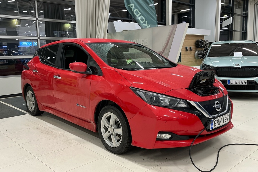 Nissan Leaf vaihtoauto
