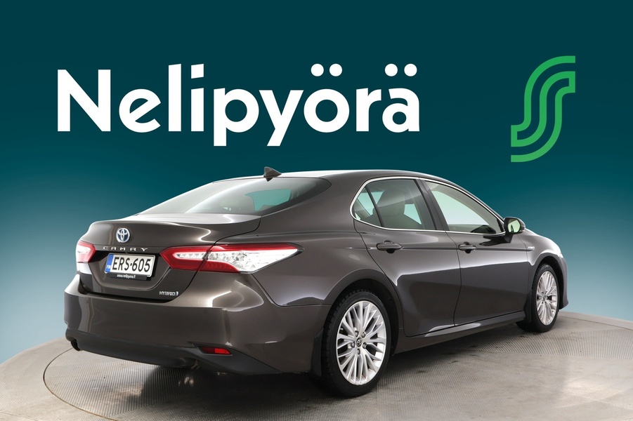 Toyota Camry vaihtoauto