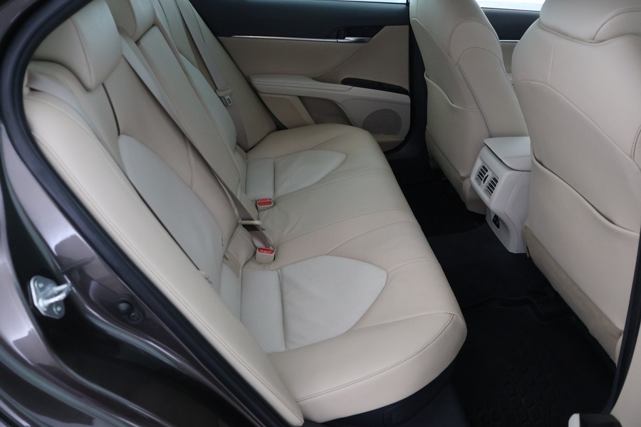 Toyota Camry vaihtoauto