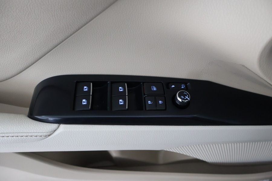 Toyota Camry vaihtoauto