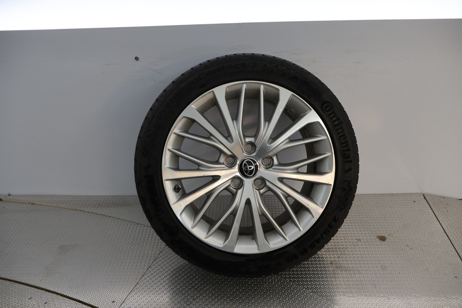 Toyota Camry vaihtoauto