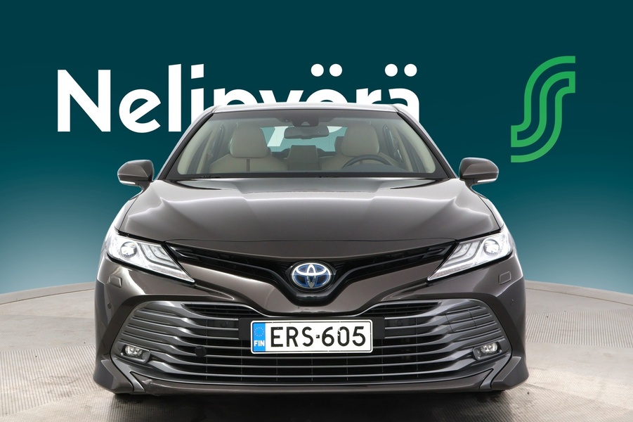 Toyota Camry vaihtoauto