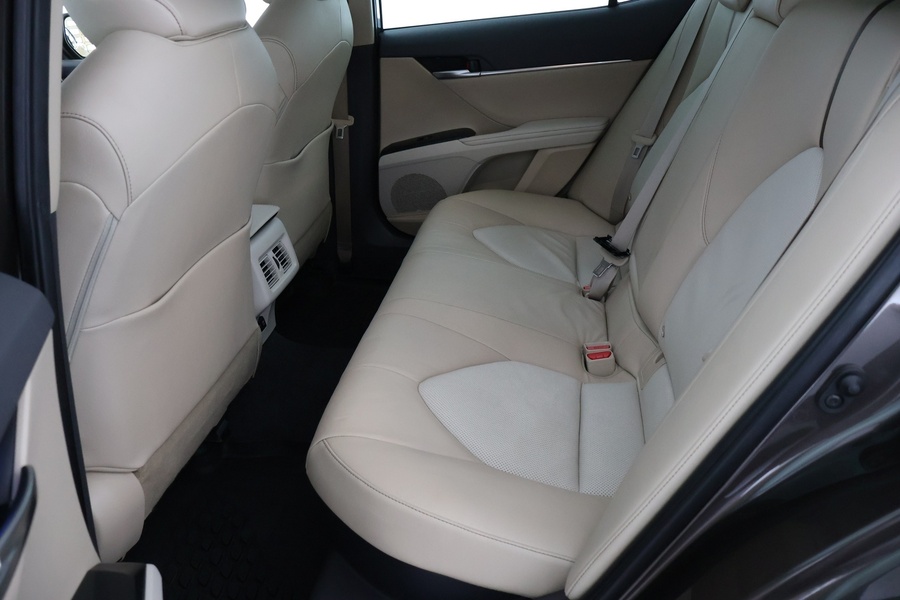 Toyota Camry vaihtoauto