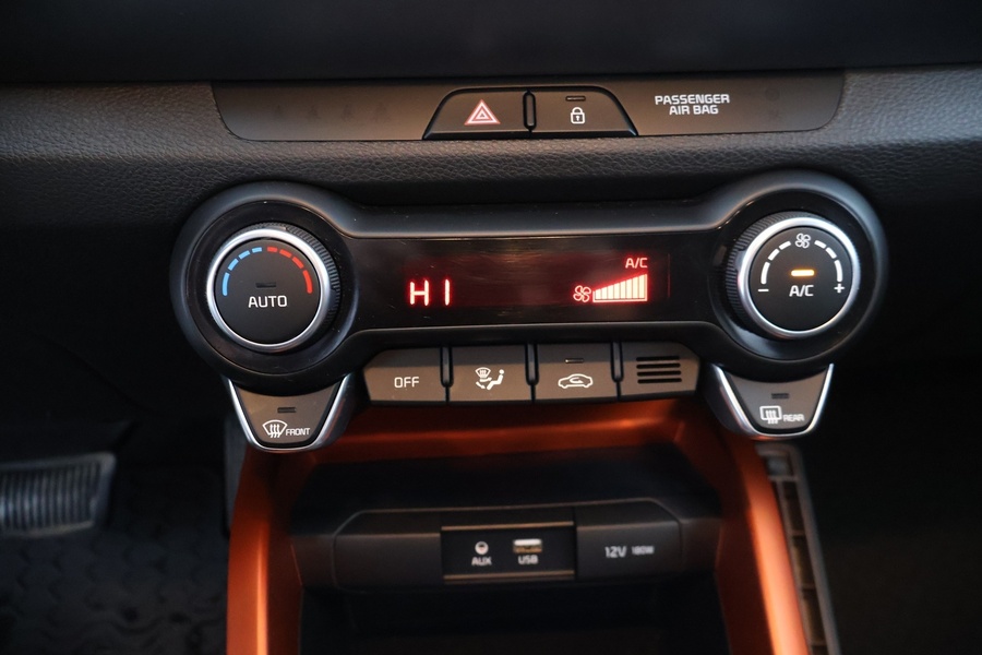 Kia Stonic vaihtoauto