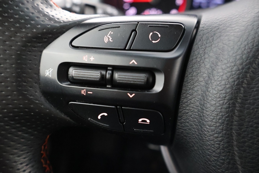 Kia Stonic vaihtoauto