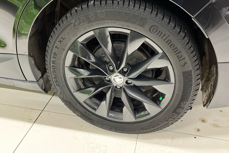 Skoda Enyaq vaihtoauto