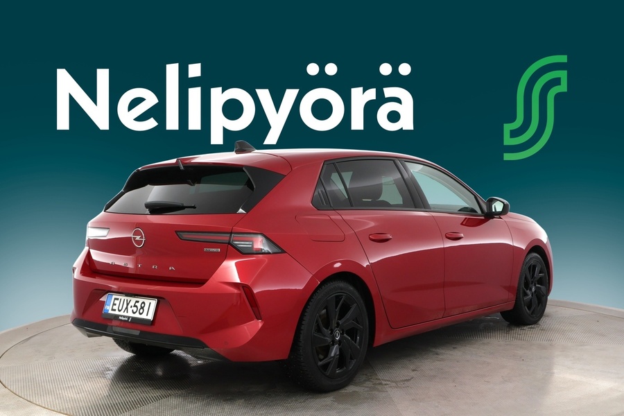 Opel Astra vaihtoauto