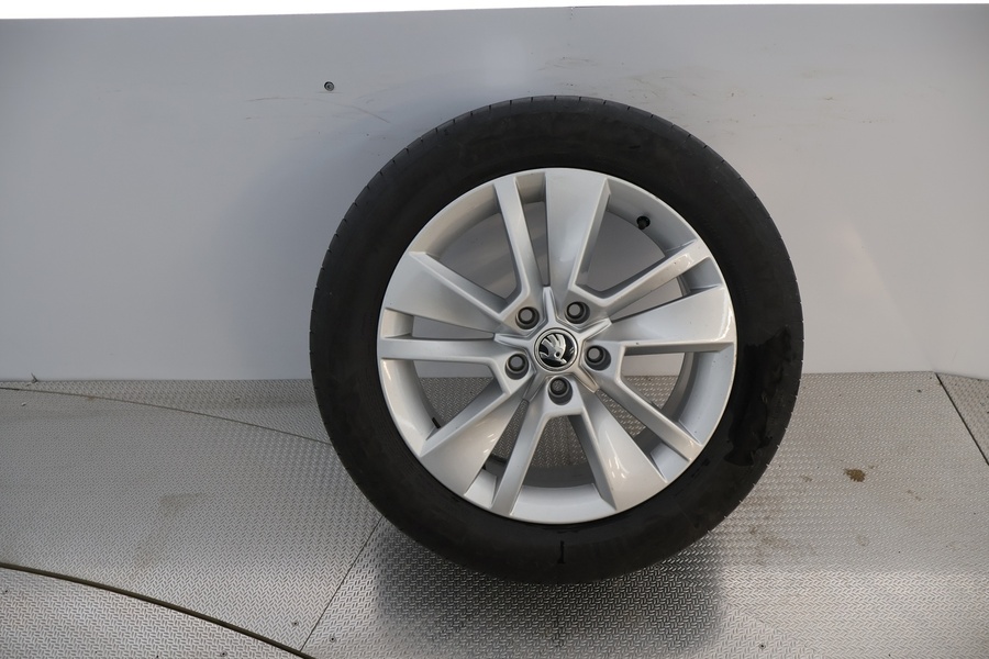 Skoda Karoq vaihtoauto