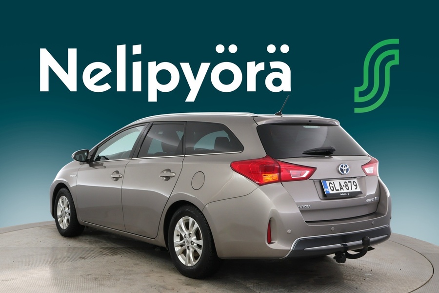 Toyota Auris vaihtoauto