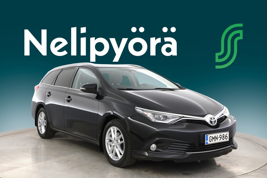 Toyota Auris vaihtoauto